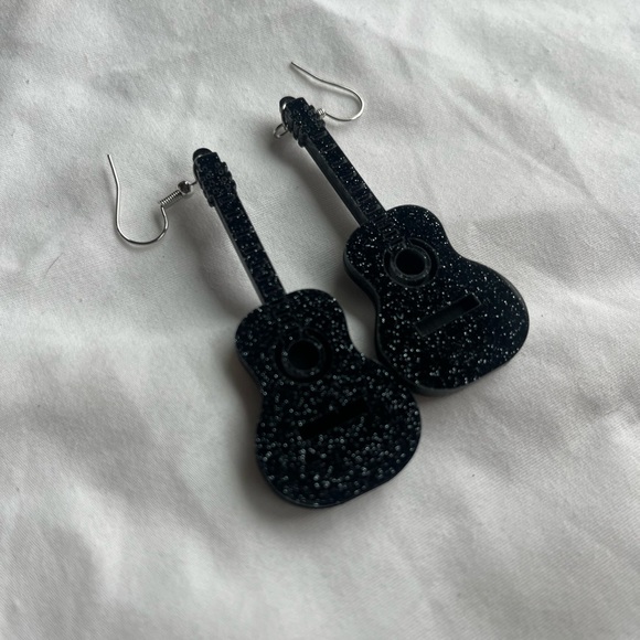 💛Black Guitar Design Dangle Earrings Simple Classic Style Jewelry Music Taylor - Picture 3 of 7